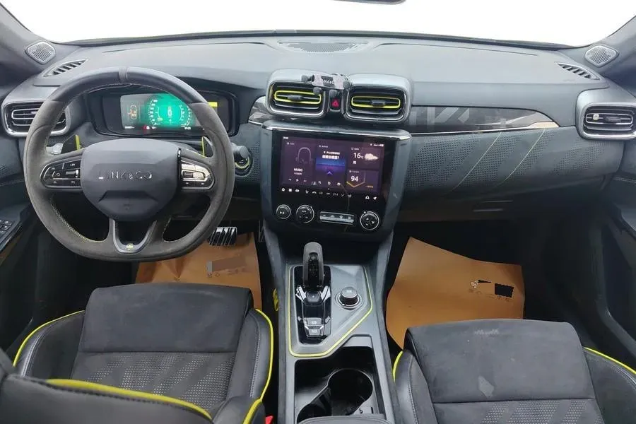 2022 LYNK&CO 03 2.0T 254HP L4 8AT,autocango,china used car exporter,china ev exporter,chinese used car exporter,chinese used ev exporter