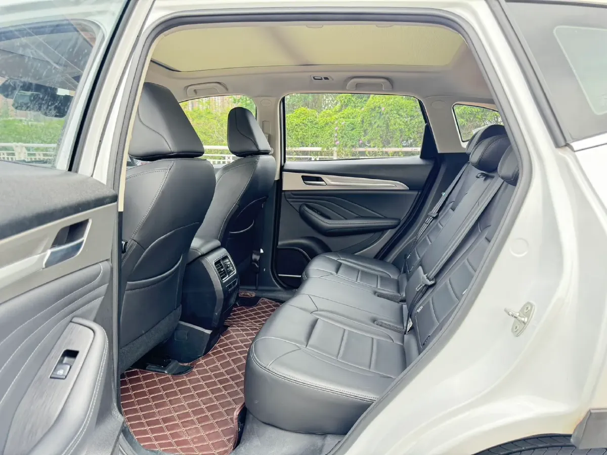 2020 Haval F7 1.5T 169HP L4 7DCT,autocango,china used car exporter,china ev exporter,chinese used car exporter,chinese used ev exporter