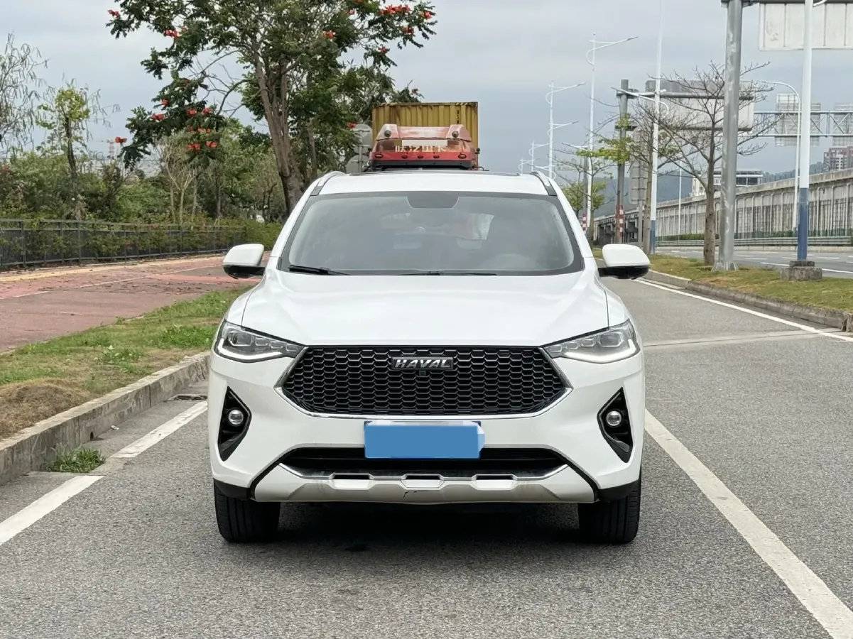 2020 Haval F7 1.5T 169HP L4 7DCT,autocango,china used car exporter,china ev exporter,chinese used car exporter,chinese used ev exporter