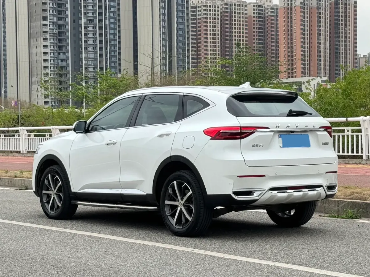 2020 Haval F7 1.5T 169HP L4 7DCT,autocango,china used car exporter,china ev exporter,chinese used car exporter,chinese used ev exporter