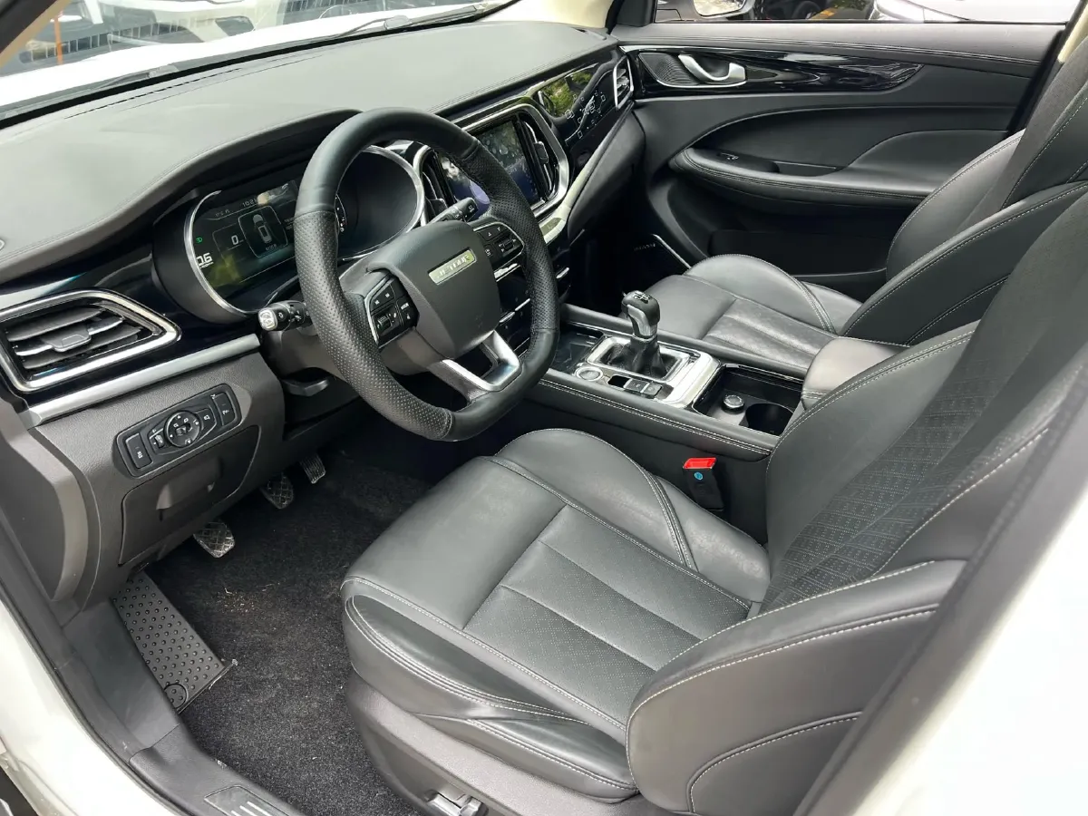 2019 Jetour X90 1.5T 147HP L4 6MT,autocango,china used car exporter,china ev exporter,chinese used car exporter,chinese used ev exporter