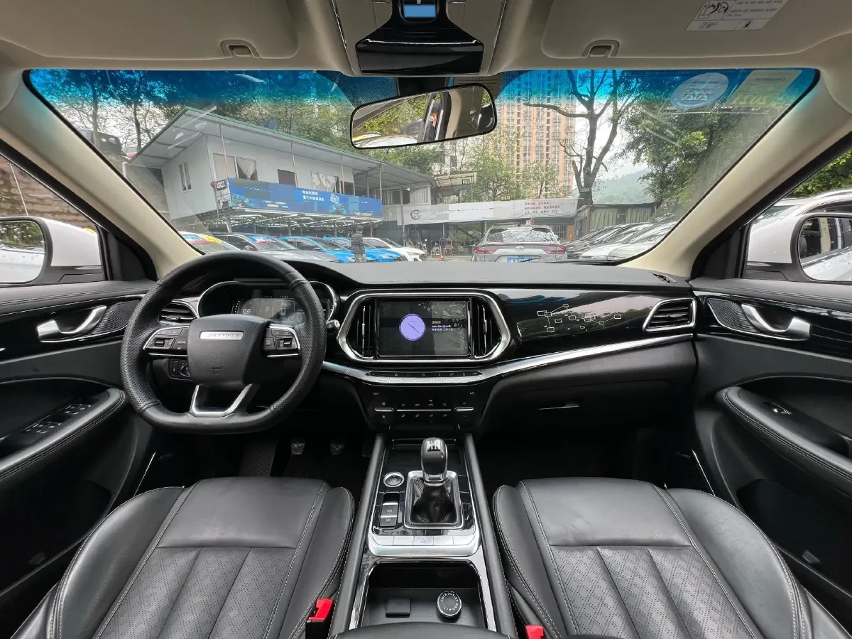 2019 Jetour X90 1.5T 147HP L4 6MT,autocango,china used car exporter,china ev exporter,chinese used car exporter,chinese used ev exporter