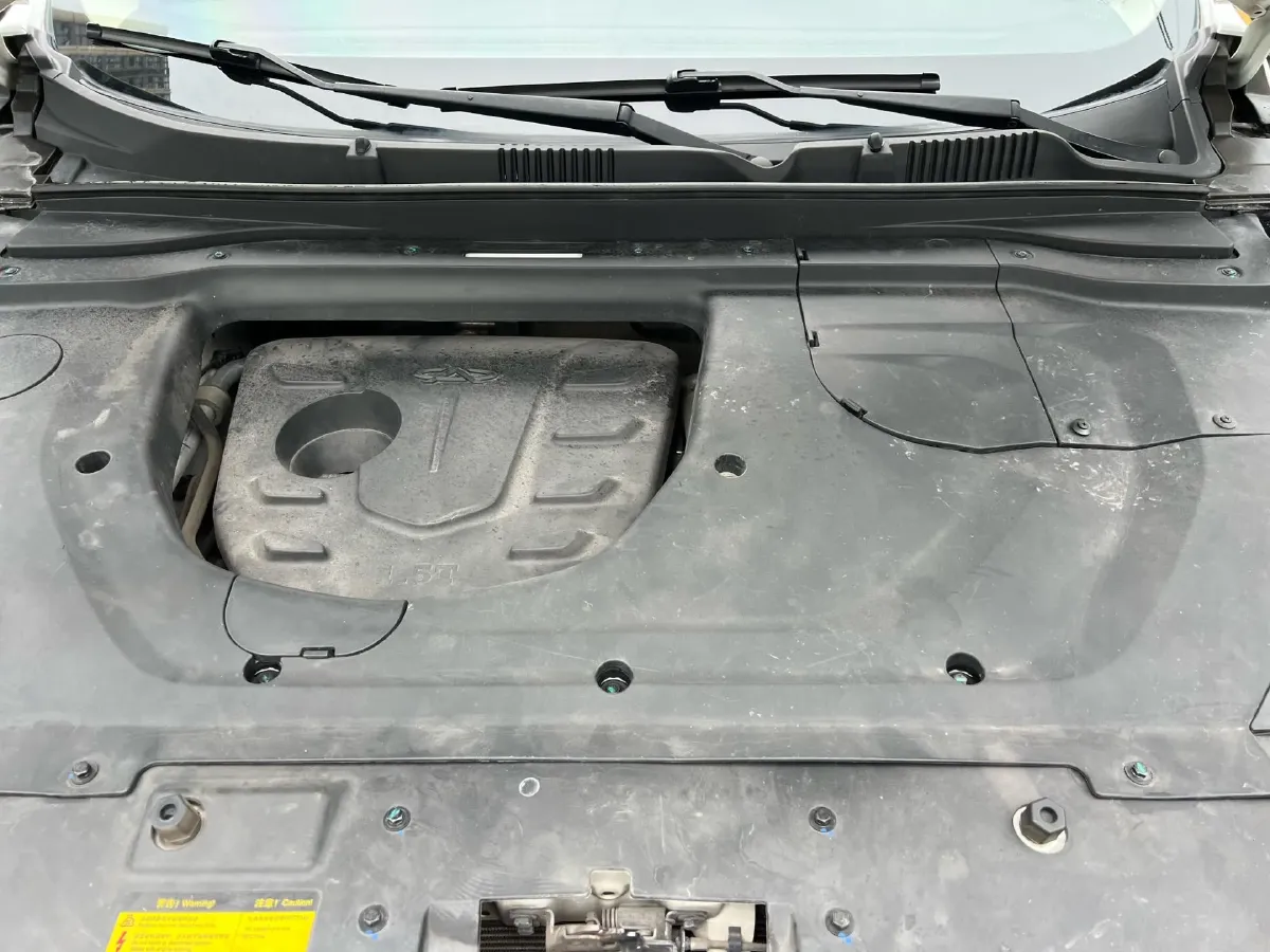 2019 Jetour X90 1.5T 147HP L4 6MT,autocango,china used car exporter,china ev exporter,chinese used car exporter,chinese used ev exporter