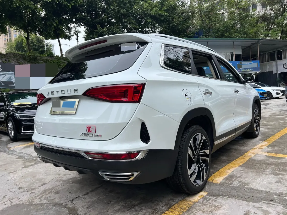 2019 Jetour X90 1.5T 147HP L4 6MT,autocango,china used car exporter,china ev exporter,chinese used car exporter,chinese used ev exporter