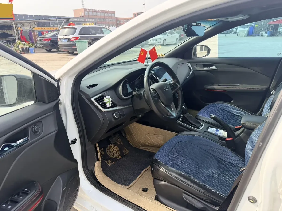 2020 Chevrolet Monza 1.3T 163HP L3 6AT,autocango,china used car exporter,china ev exporter,chinese used car exporter,chinese used ev exporter