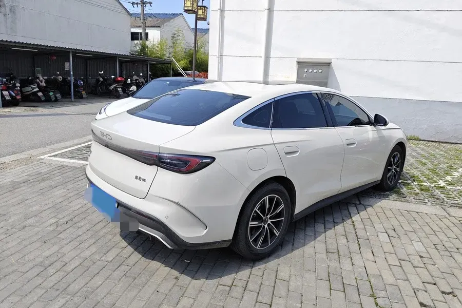 2024 BYD Seal 06 1.5L 101HP L4 E-CVT PHEV 15.87KWH,autocango,china used car exporter,china ev exporter,chinese used car exporter,chinese used ev exporter