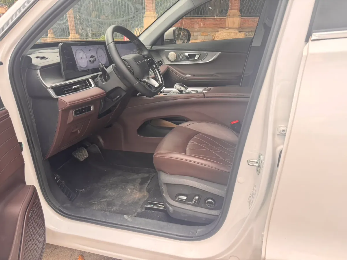 2024 Chery Tiggo 8 PRO 1.6T 197HP L4 7DCT,autocango,china used car exporter,china ev exporter,chinese used car exporter,chinese used ev exporter