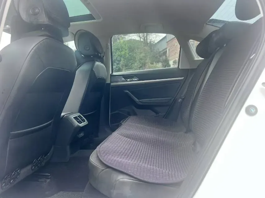 2021 Volkswagen Lavida 1.4T 150HP L4 7DCT,autocango,china used car exporter,china ev exporter,chinese used car exporter,chinese used ev exporter