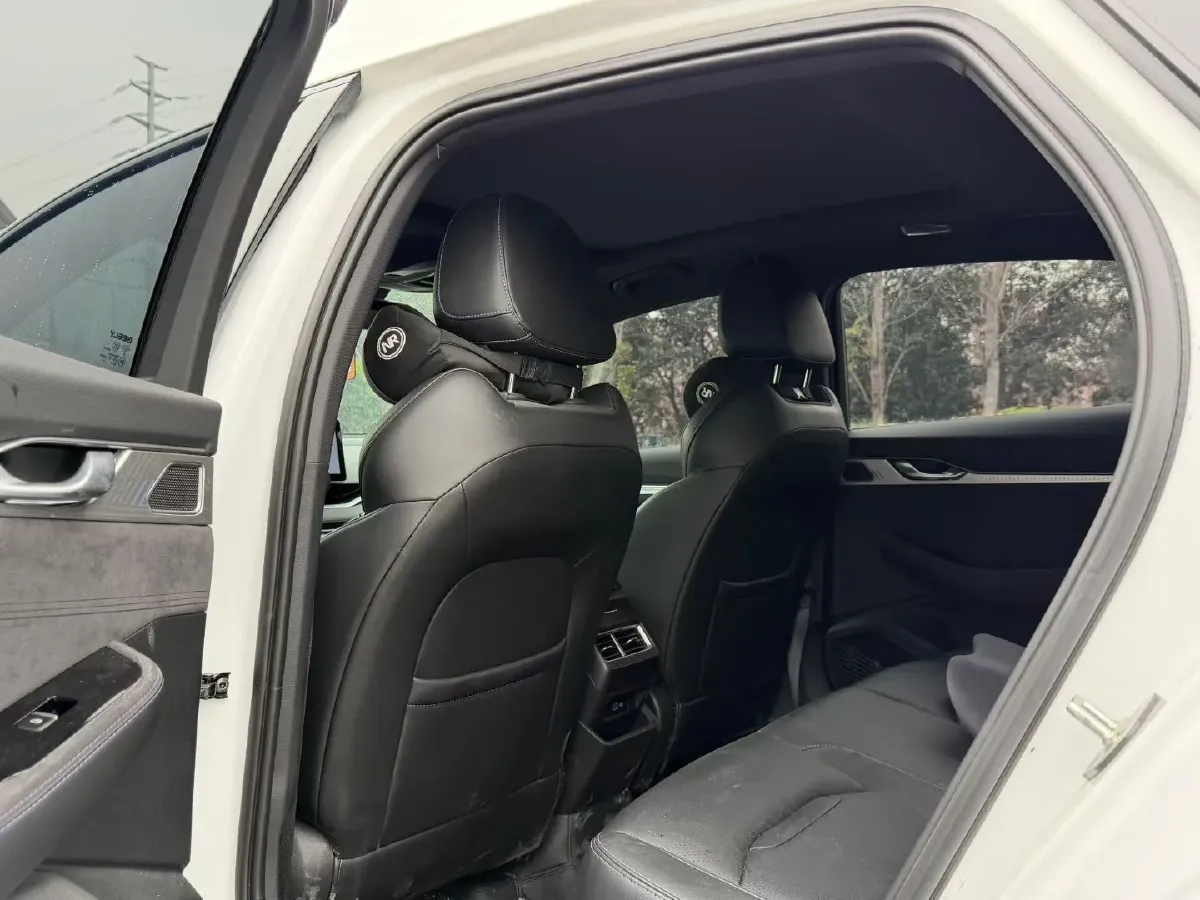 2024 Geely Preface 2.0T 190HP L4 7DCT,autocango,china used car exporter,china ev exporter,chinese used car exporter,chinese used ev exporter