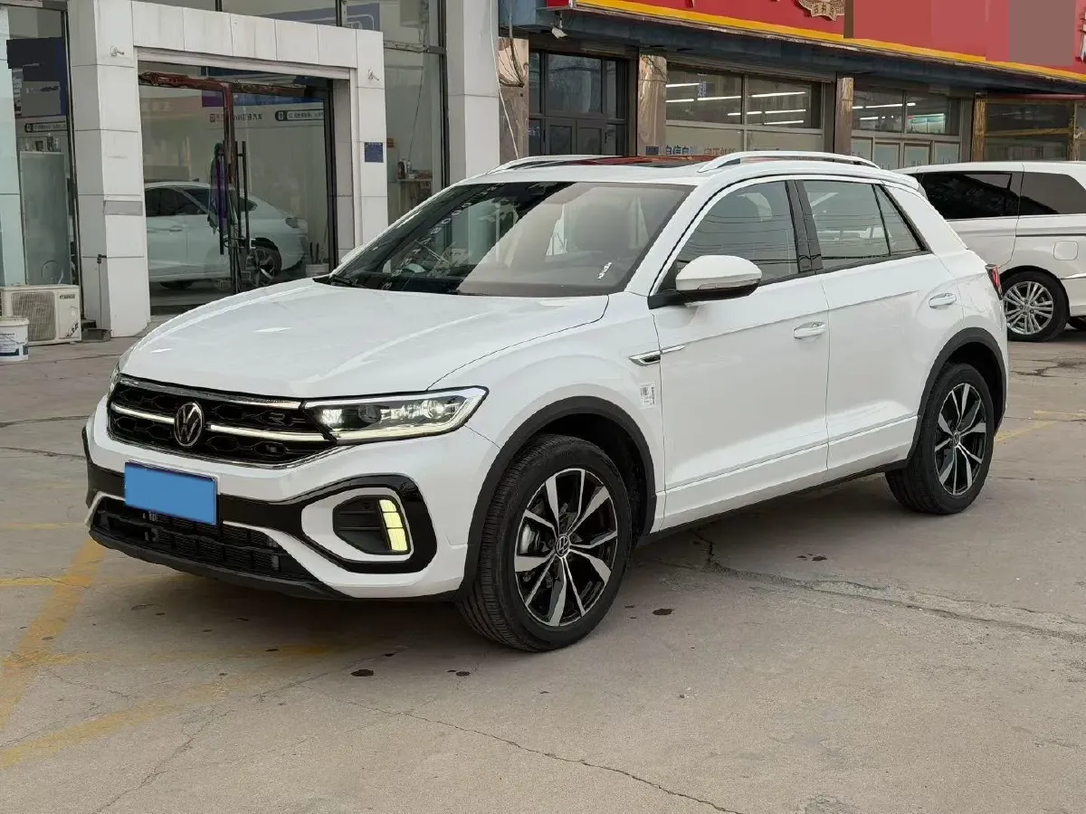 2025 Volkswagen T-Roc 1.5T 160HP L4 7DCT,autocango,china used car exporter,china ev exporter,chinese used car exporter,chinese used ev exporter