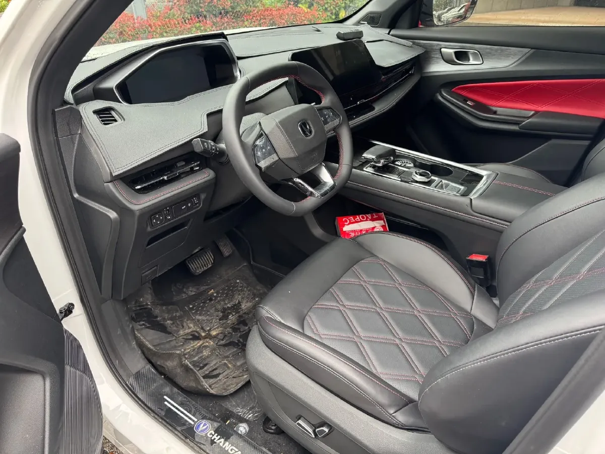 2025 ChangAn CS55 Plus 1.5T 192HP L4 7DCT,autocango,china used car exporter,china ev exporter,chinese used car exporter,chinese used ev exporter