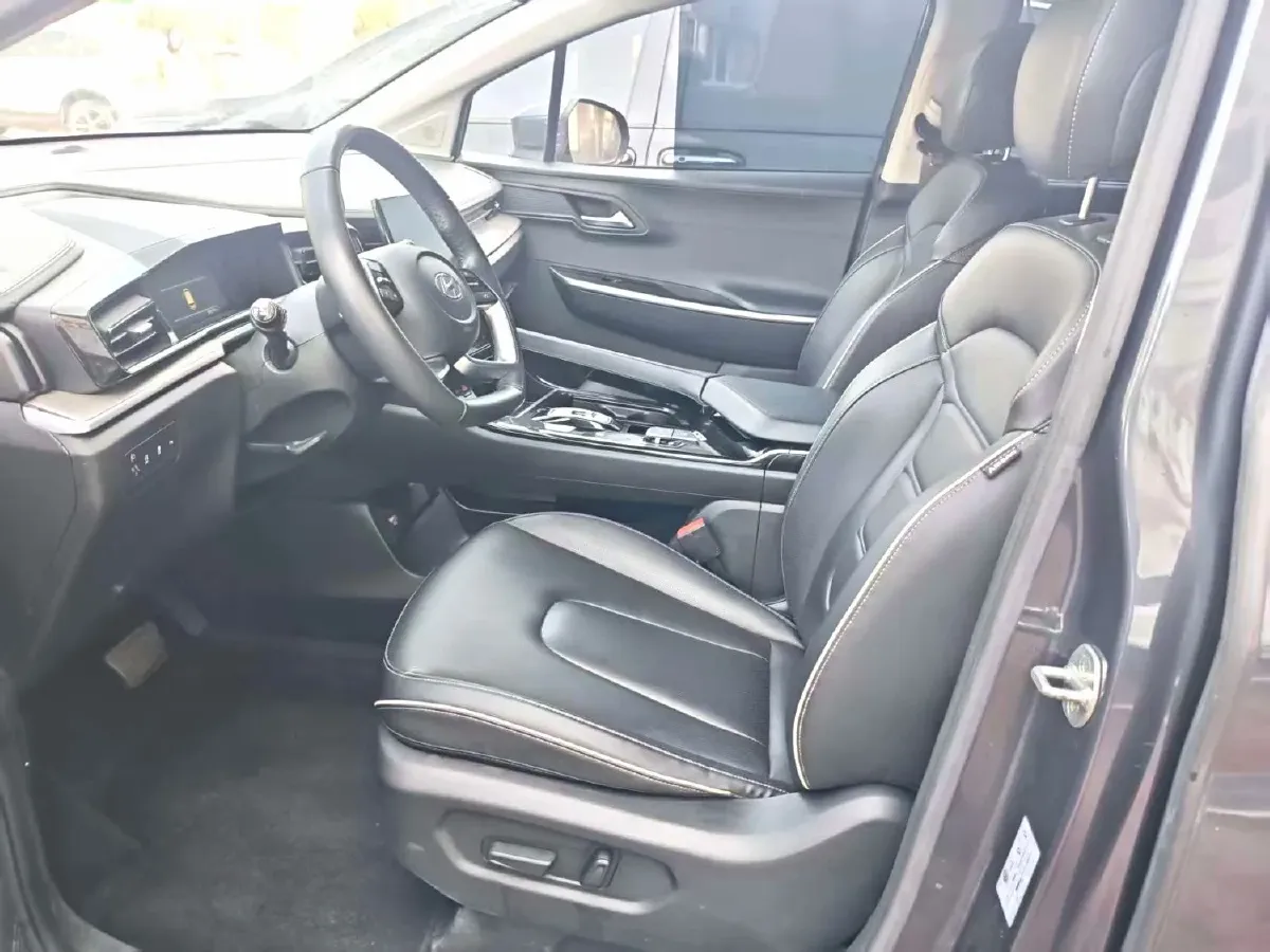 2021 Hyundai Custo 1.5T 170HP L4 8AT,autocango,china used car exporter,china ev exporter,chinese used car exporter,chinese used ev exporter