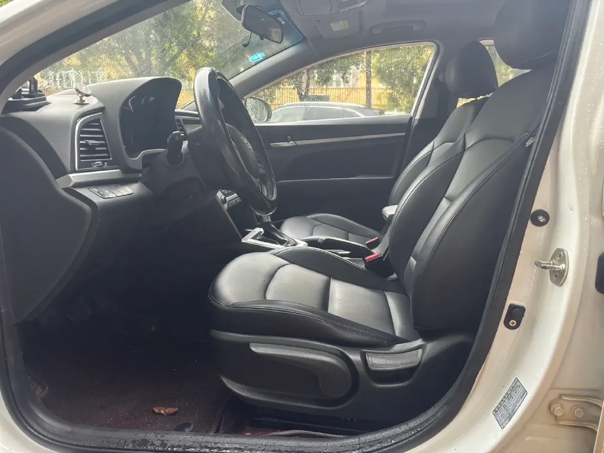 2016 Hyundai Elantra 1.6L 130HP L4 6AT,autocango,china used car exporter,china ev exporter,chinese used car exporter,chinese used ev exporter