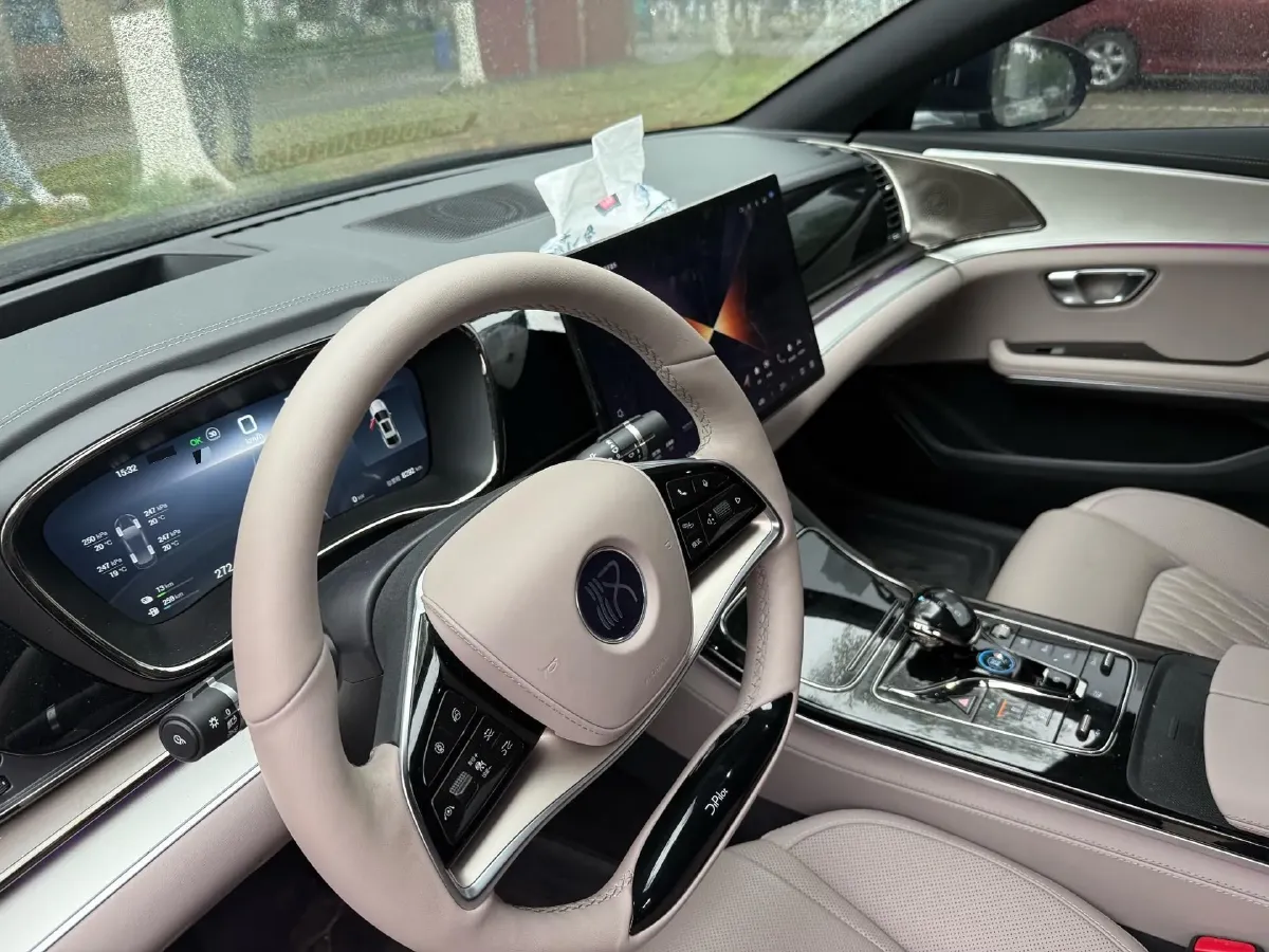 2025 BYD Han 1.5T 156HP L4 E-CVT PHEV,autocango,china used car exporter,china ev exporter,chinese used car exporter,chinese used ev exporter