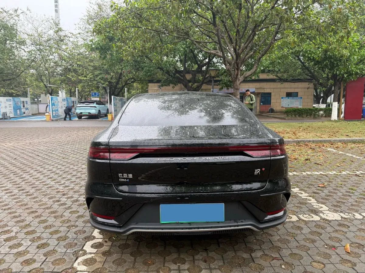 2025 BYD Han 1.5T 156HP L4 E-CVT PHEV,autocango,china used car exporter,china ev exporter,chinese used car exporter,chinese used ev exporter