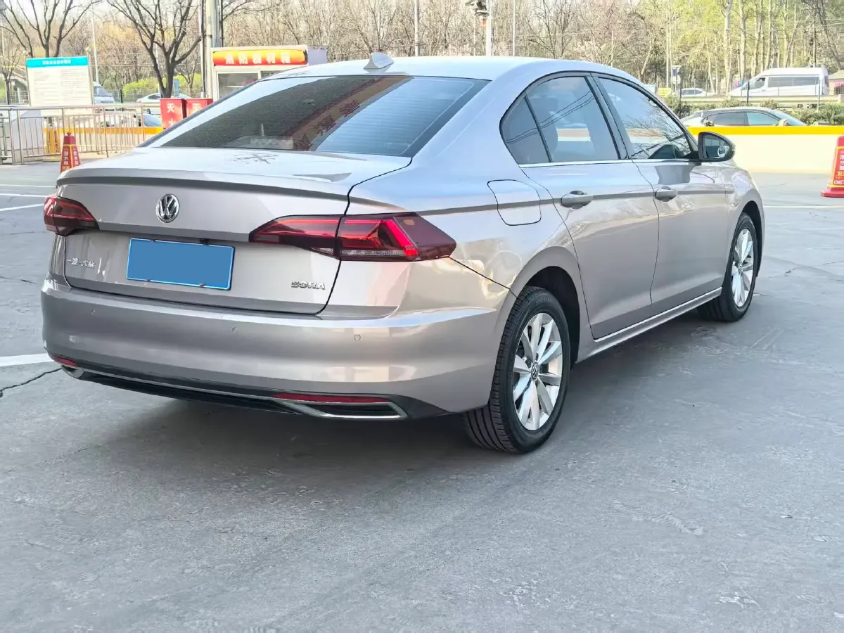2019 Bestune T77 1.2T 143HP L4 7DCT,autocango,china used car exporter,china ev exporter,chinese used car exporter,chinese used ev exporter
