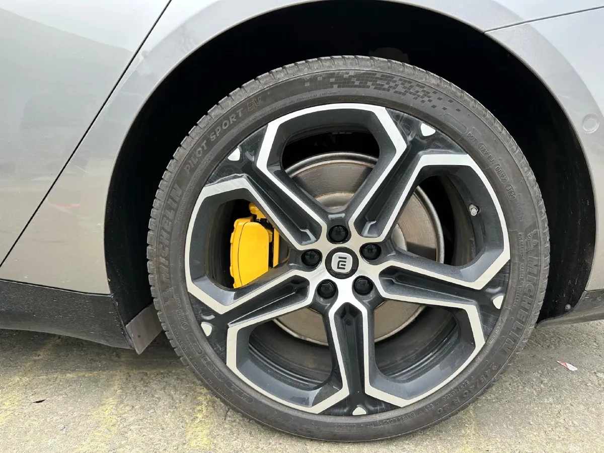 2024 MI SU7 BEV 94.3KWH,autocango,china used car exporter,china ev exporter,chinese used car exporter,chinese used ev exporter