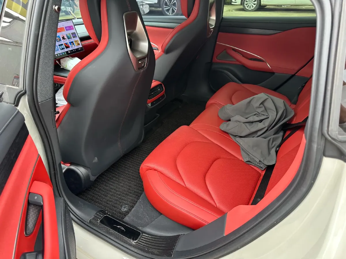 2024 MI SU7 BEV 94.3KWH,autocango,china used car exporter,china ev exporter,chinese used car exporter,chinese used ev exporter