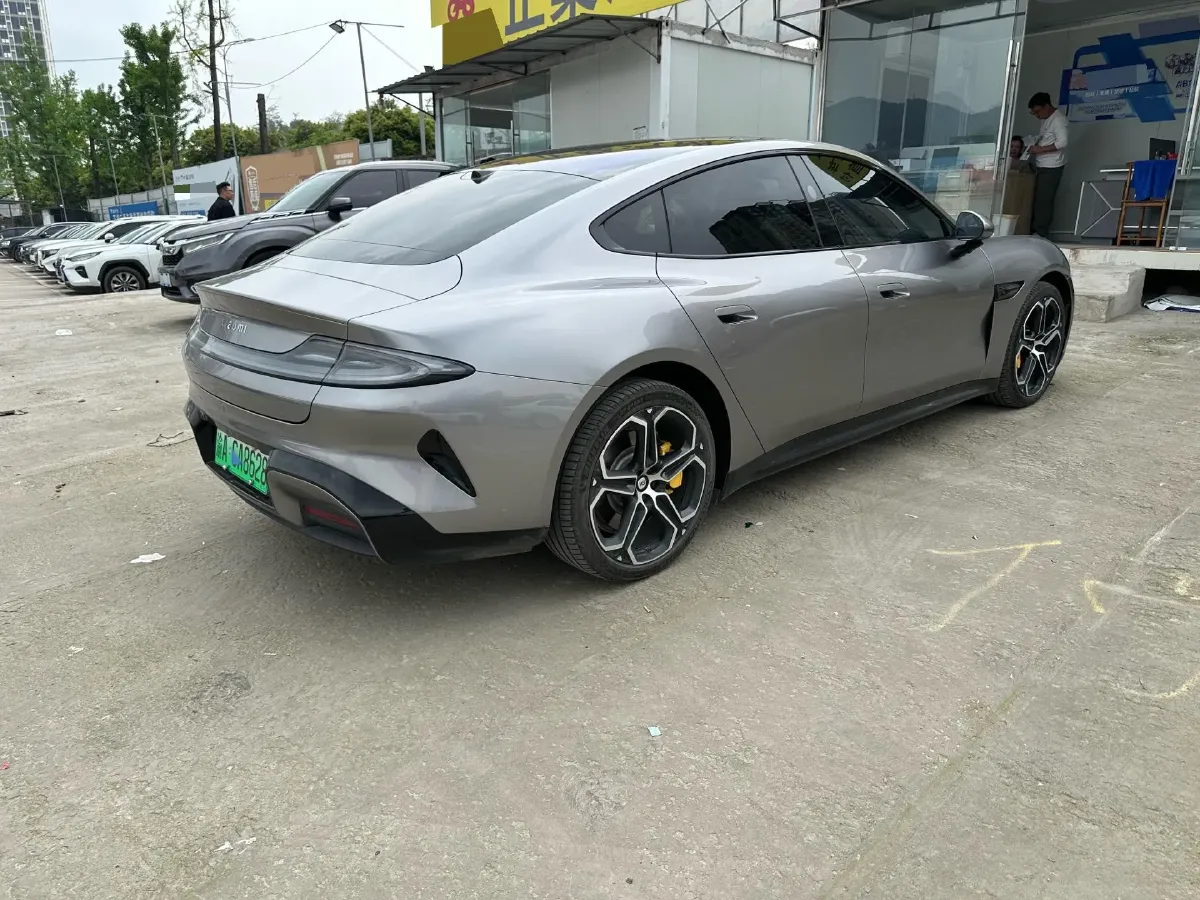 2024 MI SU7 BEV 94.3KWH,autocango,china used car exporter,china ev exporter,chinese used car exporter,chinese used ev exporter