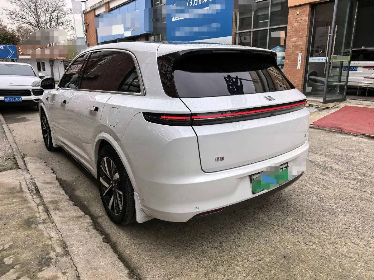 2023 Li L7 Range Extended 154HP REEV 40.9KWH,autocango,china used car exporter,china ev exporter,chinese used car exporter,chinese used ev exporter