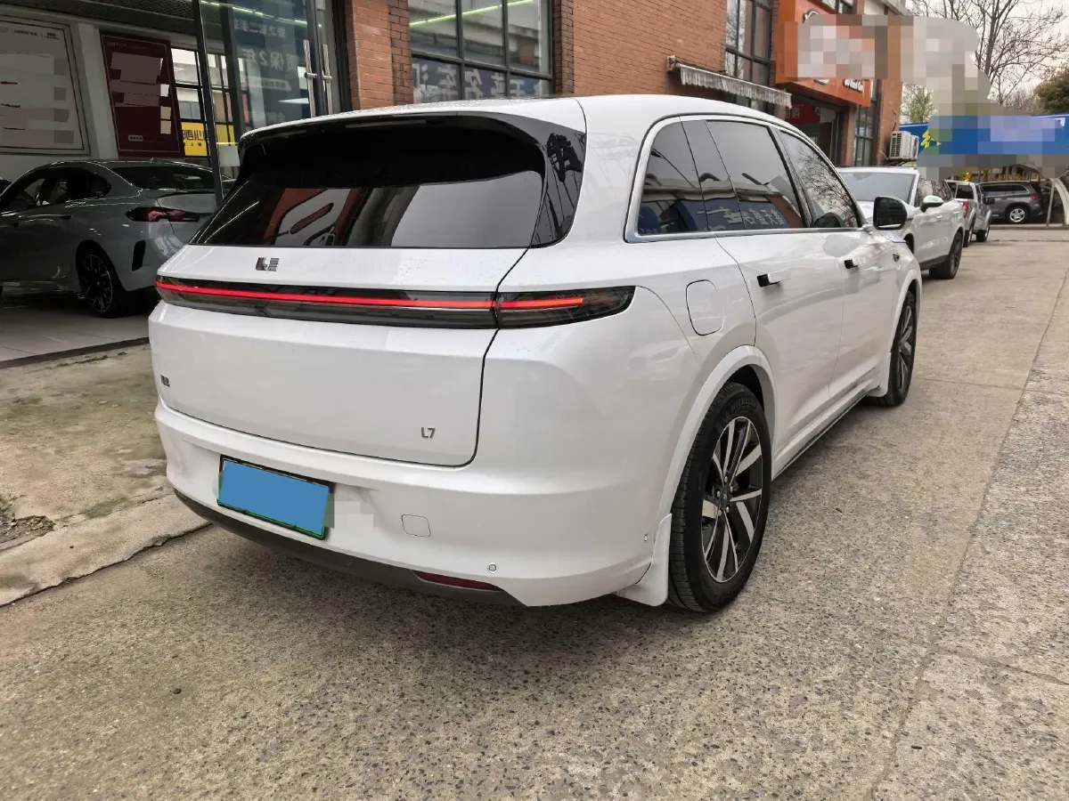2023 Li L7 Range Extended 154HP REEV 40.9KWH,autocango,china used car exporter,china ev exporter,chinese used car exporter,chinese used ev exporter