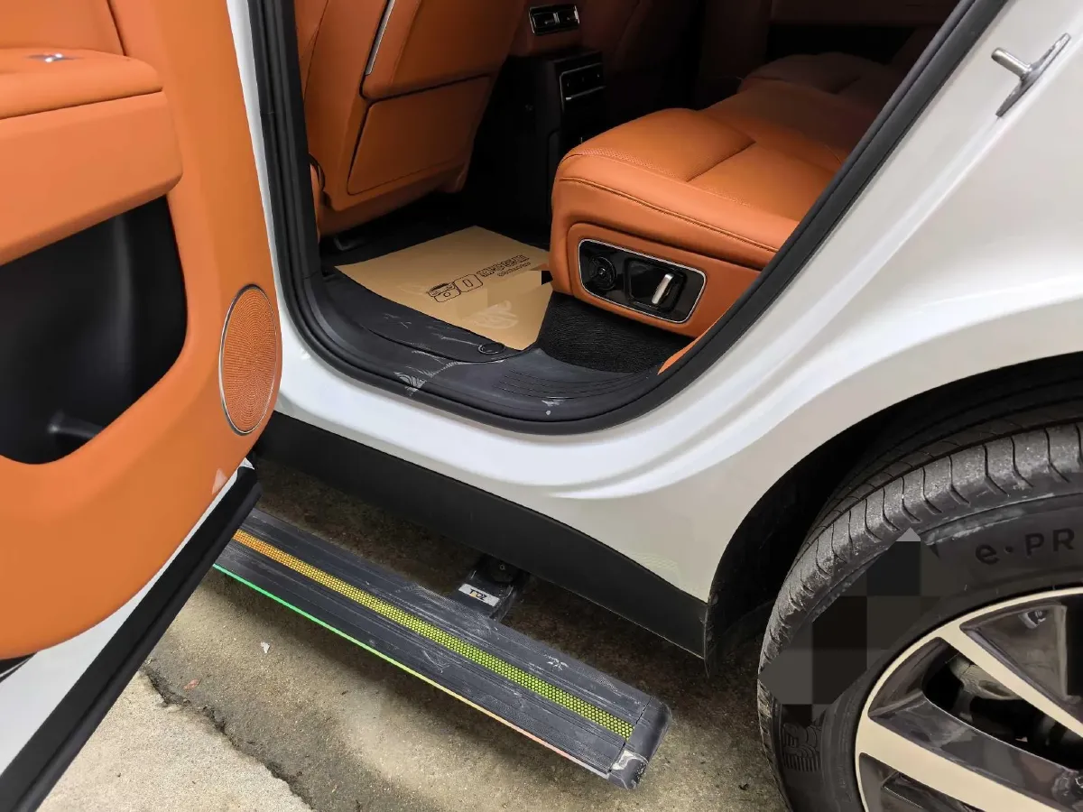 2023 Li L7 Range Extended 154HP REEV 40.9KWH,autocango,china used car exporter,china ev exporter,chinese used car exporter,chinese used ev exporter