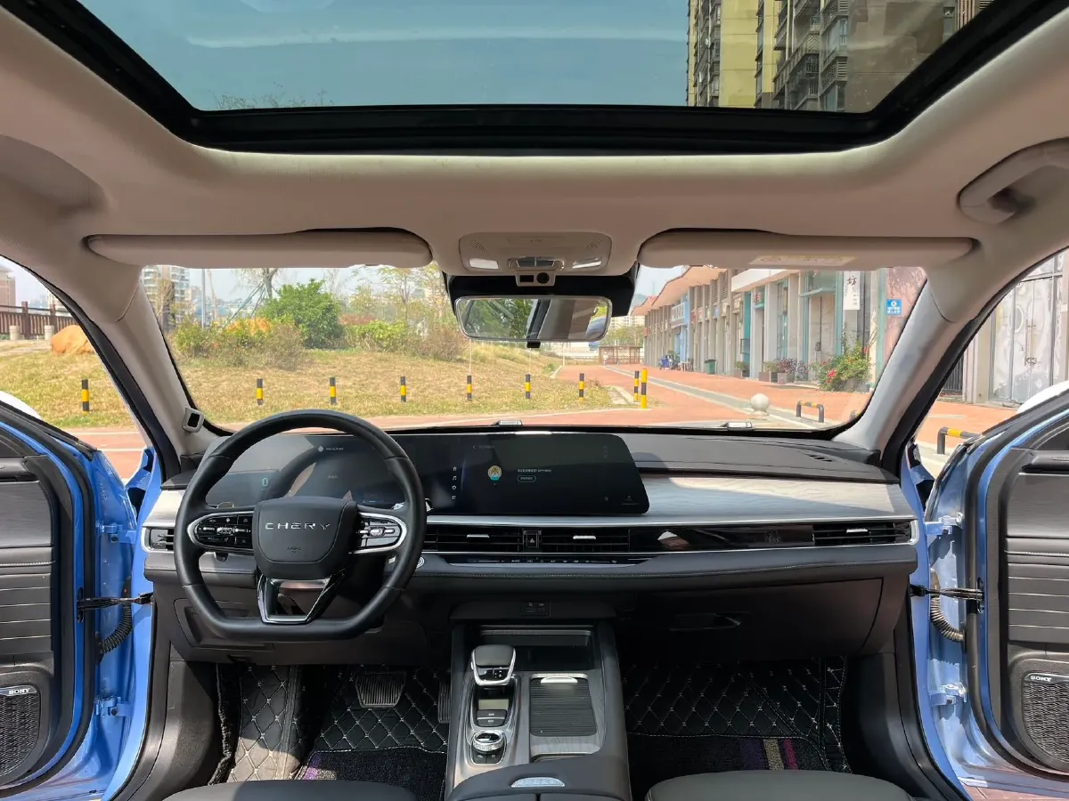 2022 Chery Arrizo 8 1.6T 197HP L4 7DCT,autocango,china used car exporter,china ev exporter,chinese used car exporter,chinese used ev exporter