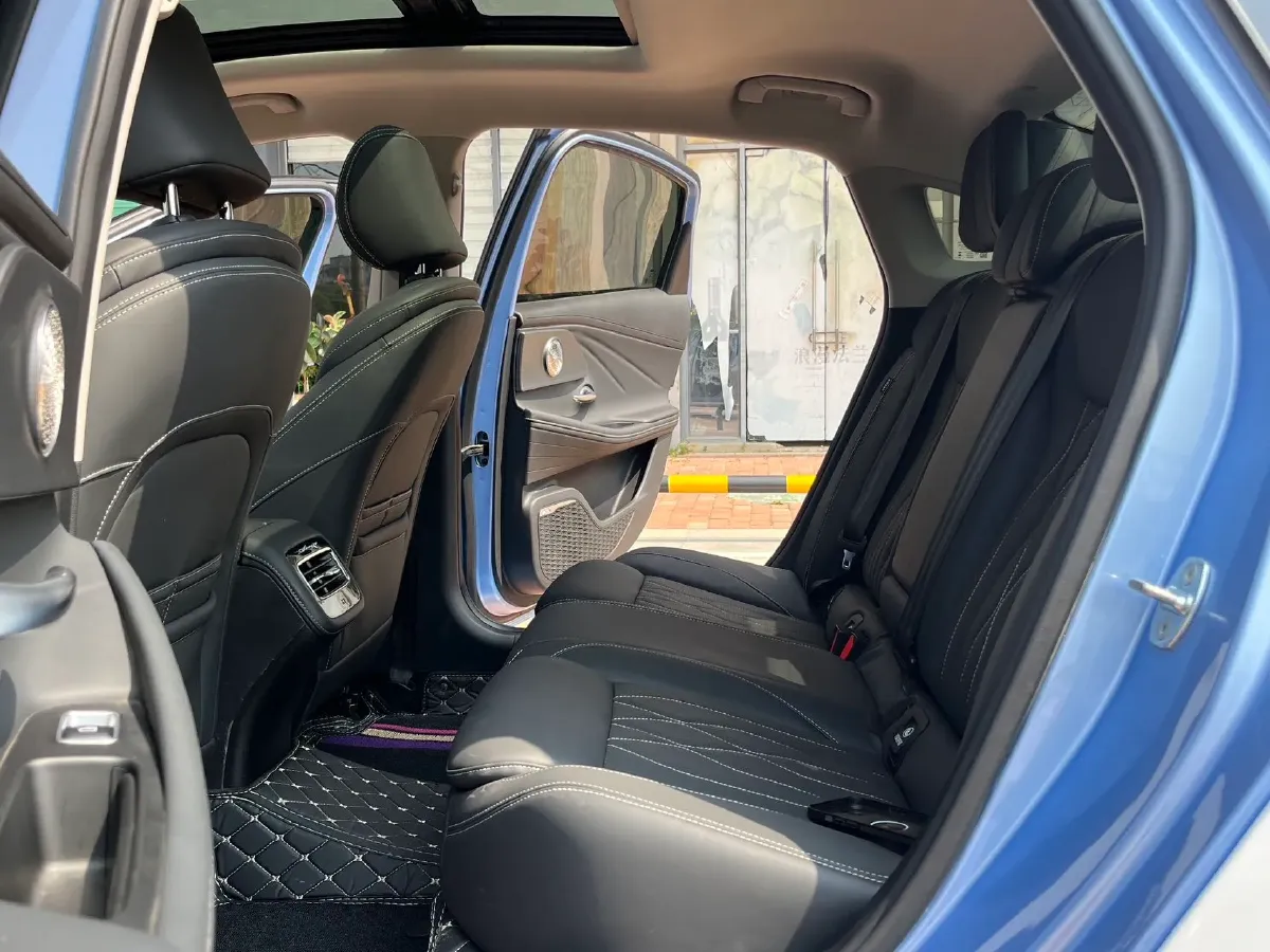 2022 Chery Arrizo 8 1.6T 197HP L4 7DCT,autocango,china used car exporter,china ev exporter,chinese used car exporter,chinese used ev exporter