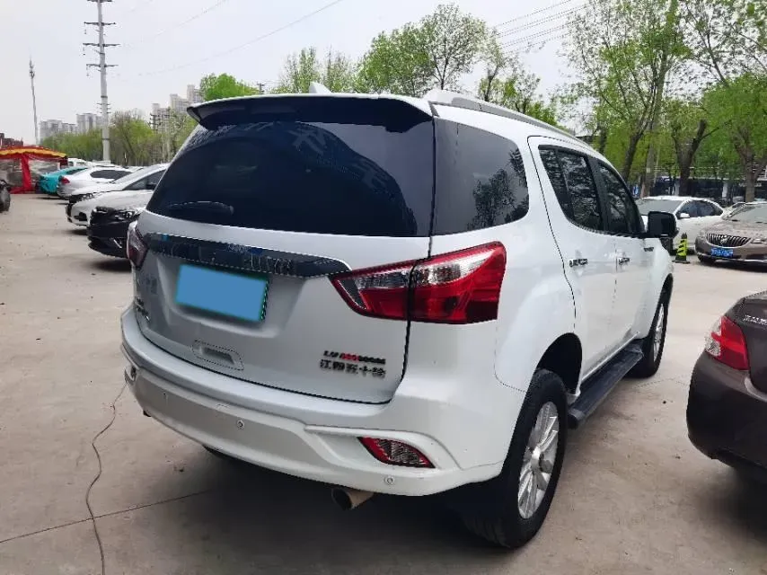 2020 Isuzu Mu-X 1.9T 166HP L4 6AT,autocango,china used car exporter,china ev exporter,chinese used car exporter,chinese used ev exporter