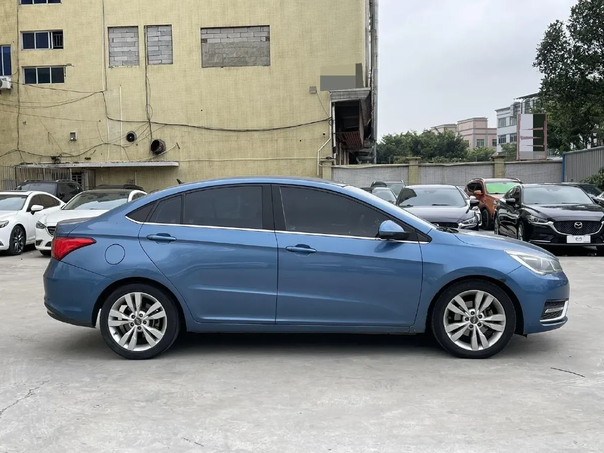 2017 Chery Tiggo 3x 1.5L 106HP L4 4AT,autocango,china used car exporter,china ev exporter,chinese used car exporter,chinese used ev exporter