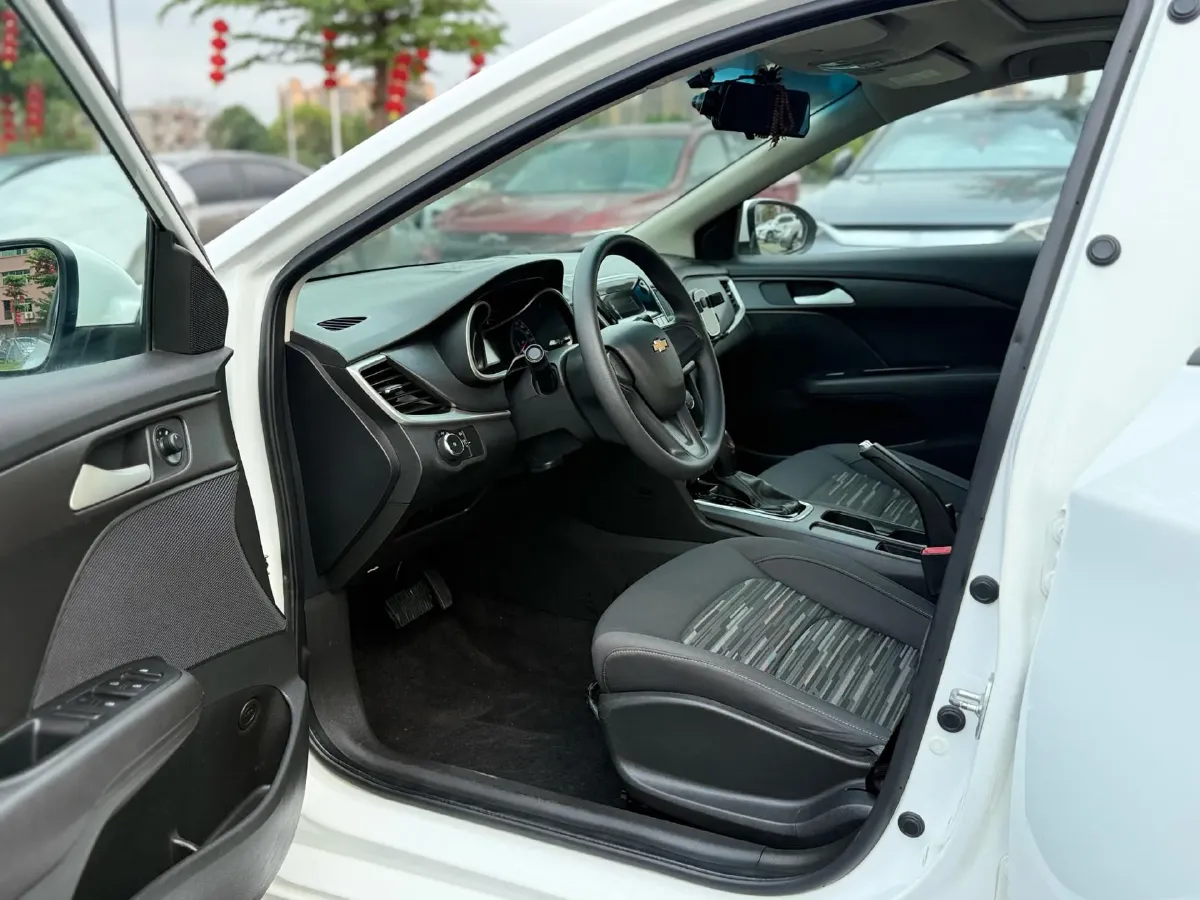 2019 Chevrolet Cavalier 1.5L 113HP L4 6AT,autocango,china used car exporter,china ev exporter,chinese used car exporter,chinese used ev exporter