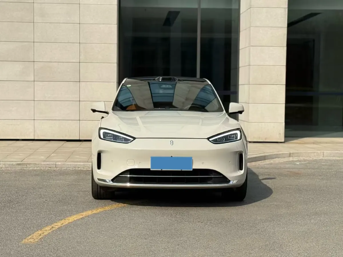 2025 AITO AITO M5 1.5T 152HP L4 REEV 42KWH,autocango,china used car exporter,china ev exporter,chinese used car exporter,chinese used ev exporter