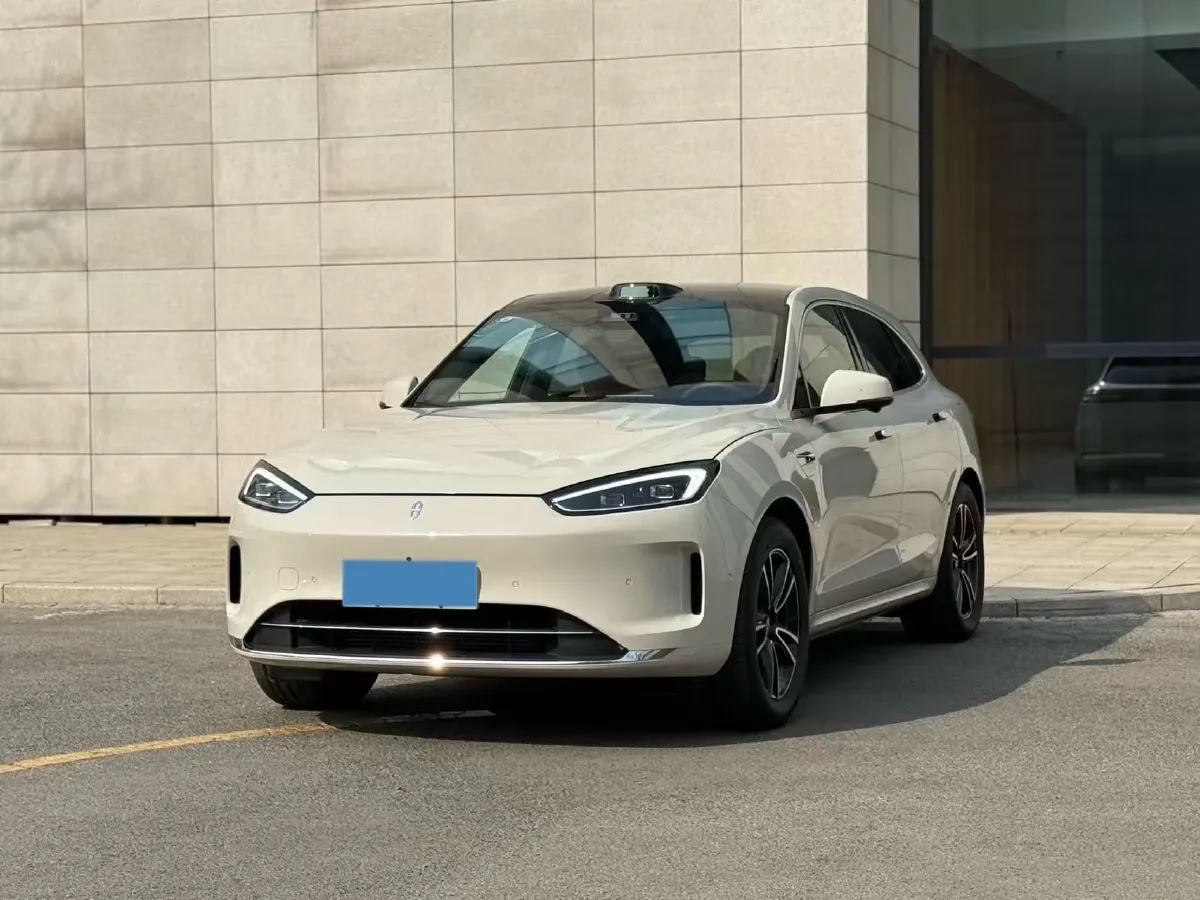2025 AITO AITO M5 1.5T 152HP L4 REEV 42KWH,autocango,china used car exporter,china ev exporter,chinese used car exporter,chinese used ev exporter