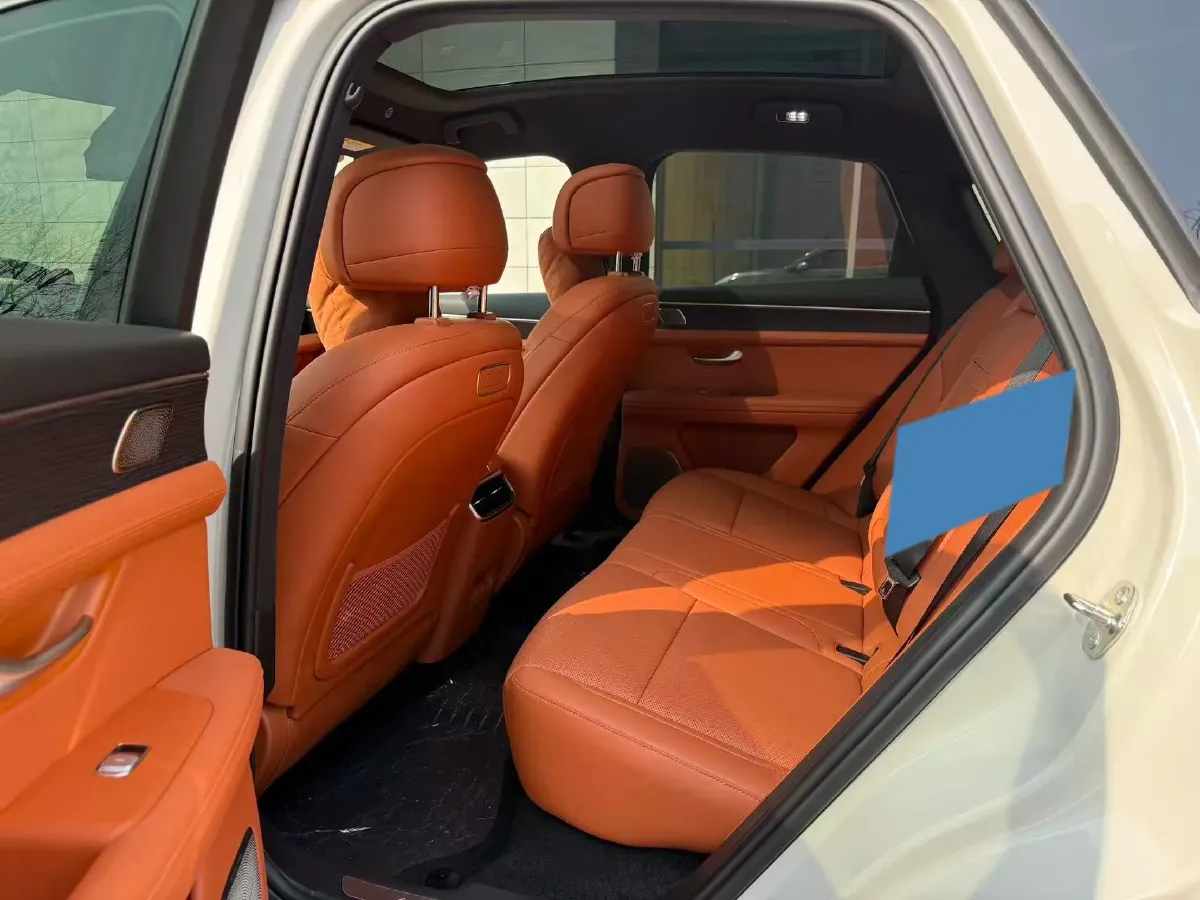 2025 AITO AITO M5 1.5T 152HP L4 REEV 42KWH,autocango,china used car exporter,china ev exporter,chinese used car exporter,chinese used ev exporter