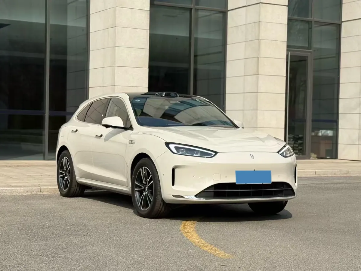 2025 AITO AITO M5 1.5T 152HP L4 REEV 42KWH,autocango,china used car exporter,china ev exporter,chinese used car exporter,chinese used ev exporter