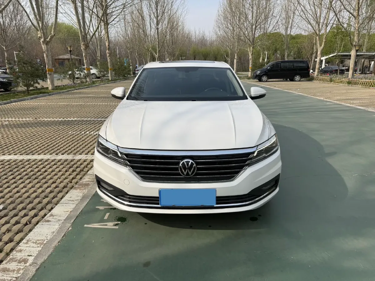 2022 Volkswagen Sagitar 1.2T 116HP L4 7DCT,autocango,china used car exporter,china ev exporter,chinese used car exporter,chinese used ev exporter
