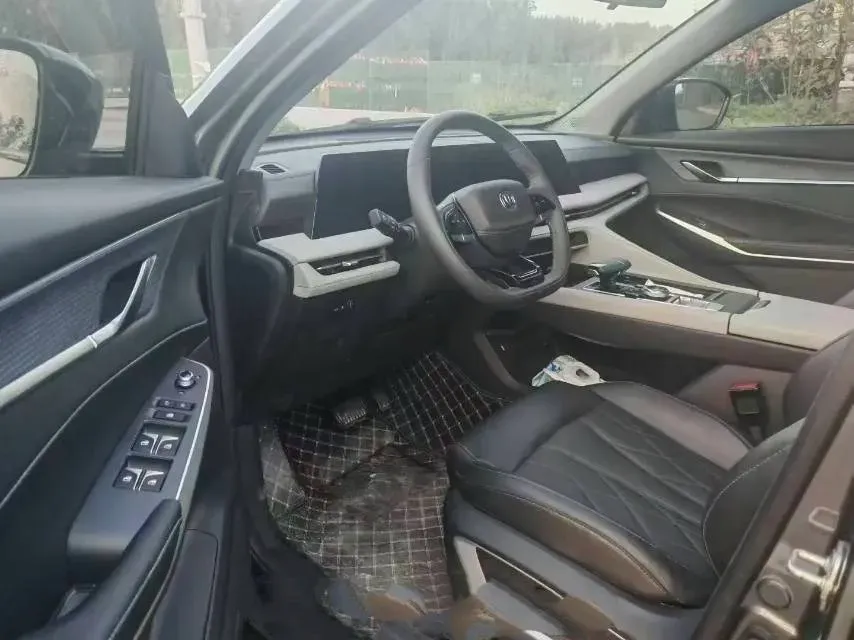 2024 ChangAn CS75 Plus 1.5T 188HP L4 8AT,autocango,china used car exporter,china ev exporter,chinese used car exporter,chinese used ev exporter