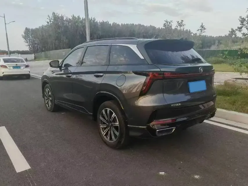 2024 ChangAn CS75 Plus 1.5T 188HP L4 8AT,autocango,china used car exporter,china ev exporter,chinese used car exporter,chinese used ev exporter