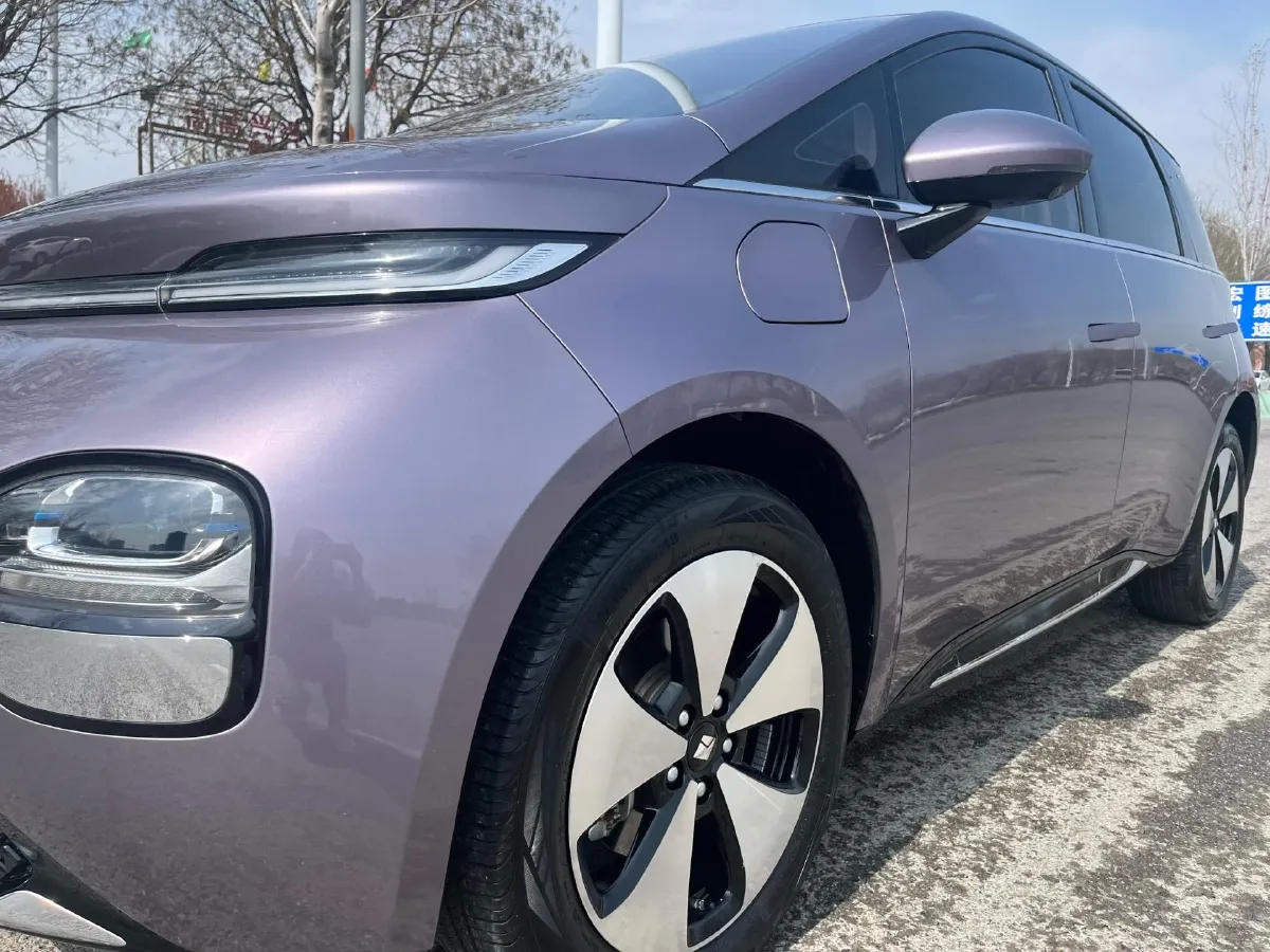 2023 BaoJun Cloud BEV 50.6KWH,autocango,china used car exporter,china ev exporter,chinese used car exporter,chinese used ev exporter