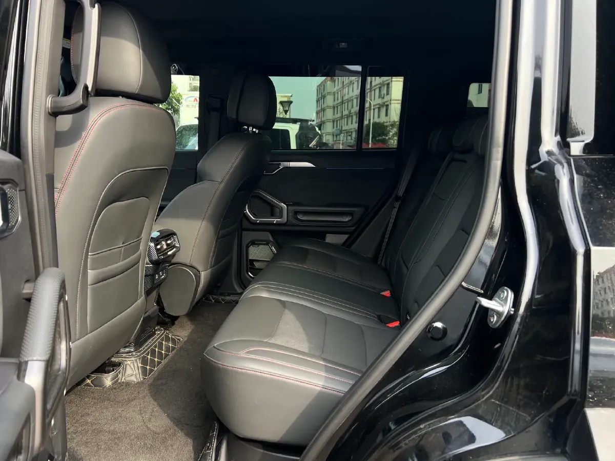 2023 Jetour Traveller 2.0T 254HP L4 7DCT,autocango,china used car exporter,china ev exporter,chinese used car exporter,chinese used ev exporter