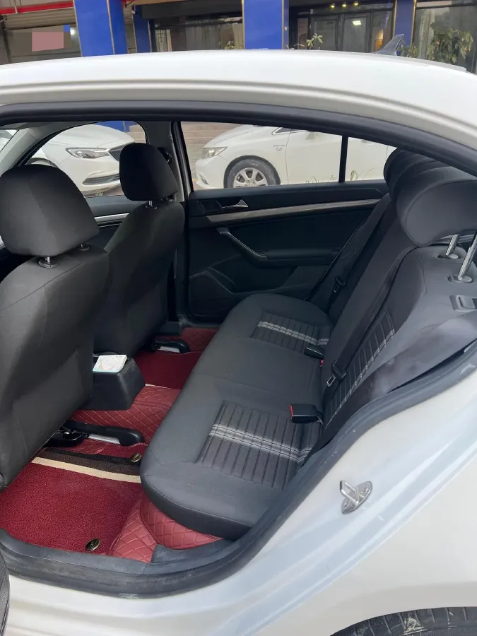 2019 Volkswagen T-Cross 1.5L 113HP L4 6AT,autocango,china used car exporter,china ev exporter,chinese used car exporter,chinese used ev exporter