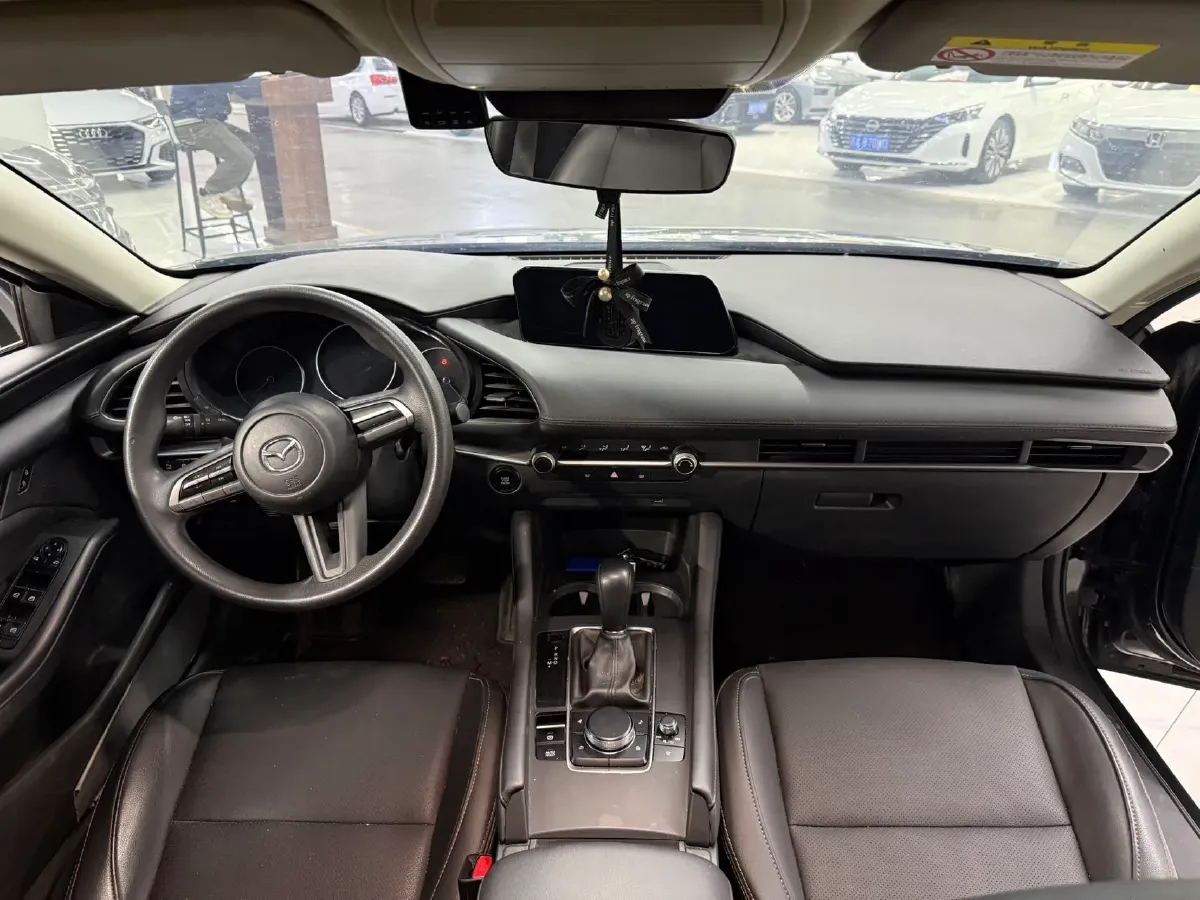 2022 Mazda 3 Axela 2.0L 158HP L4 6AT,autocango,china used car exporter,china ev exporter,chinese used car exporter,chinese used ev exporter