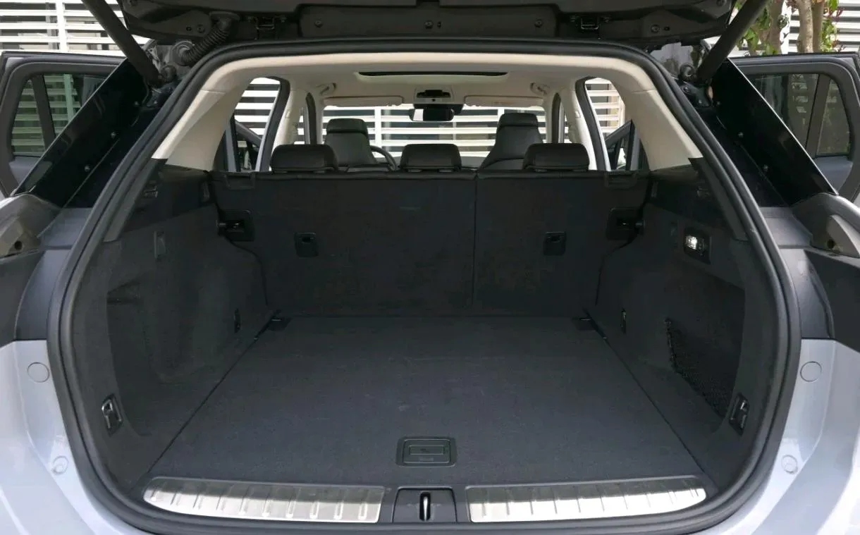 2020 Lexus NX 2.5L 155HP L4 E-CVT Hybrid,autocango,china used car exporter,china ev exporter,chinese used car exporter,chinese used ev exporter