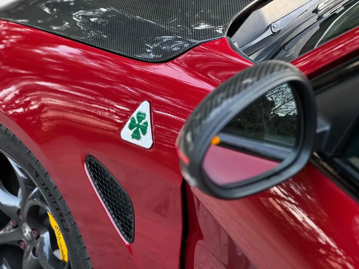 2017 Alfa Romeo Giulia 2.9T 510HP V6 8AT,autocango,china used car exporter,china ev exporter,chinese used car exporter,chinese used ev exporter