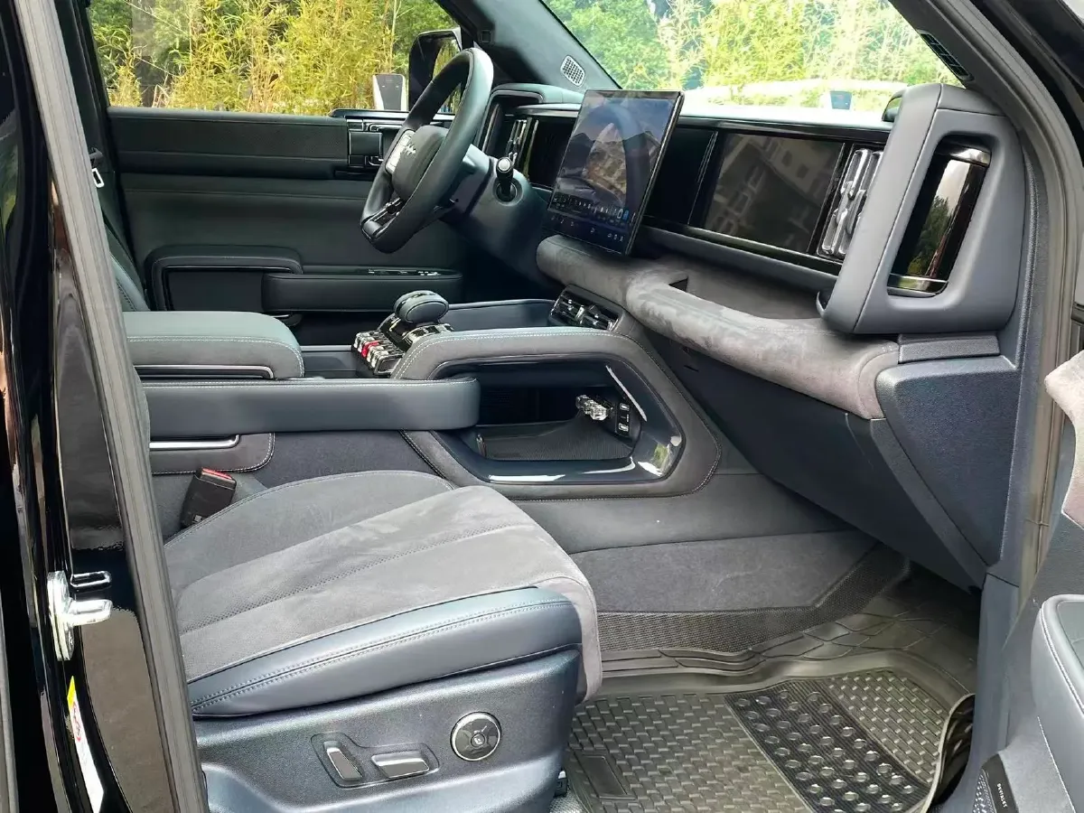 2024 Jaguar XEL 2.0T 250HP L4 8AT,autocango,china used car exporter,china ev exporter,chinese used car exporter,chinese used ev exporter