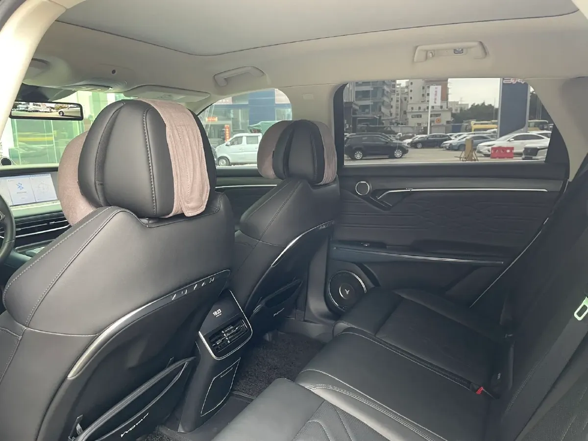 2024 Voyah FREE 1.5T 150HP L4 REEV 39.2KWH,autocango,china used car exporter,china ev exporter,chinese used car exporter,chinese used ev exporter