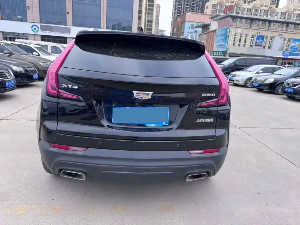 2018 Cadillac XT4 2.0T 241HP L4 9AT,autocango,china used car exporter,china ev exporter,chinese used car exporter,chinese used ev exporter