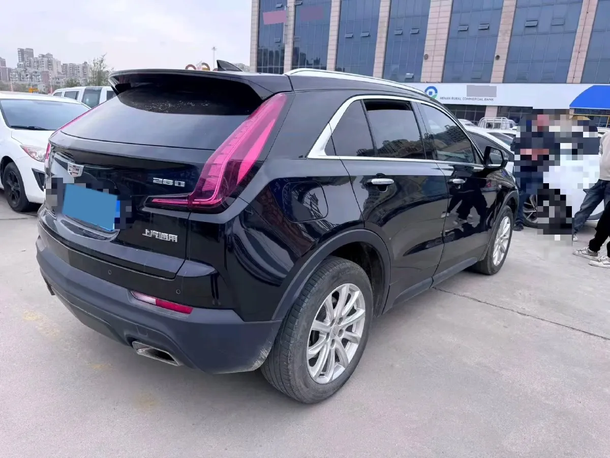 2018 Cadillac XT4 2.0T 241HP L4 9AT,autocango,china used car exporter,china ev exporter,chinese used car exporter,chinese used ev exporter
