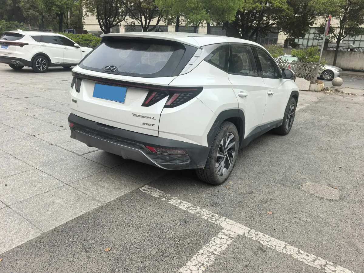 2021 Hyundai Tucson 1.5T 200HP L4 7DCT,autocango,china used car exporter,china ev exporter,chinese used car exporter,chinese used ev exporter