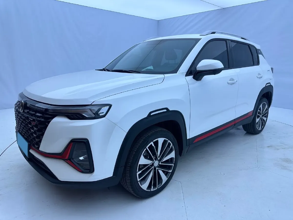 2022 ChangAn CS35 Plus 1.4T 160HP L4 7DCT,autocango,china used car exporter,china ev exporter,chinese used car exporter,chinese used ev exporter